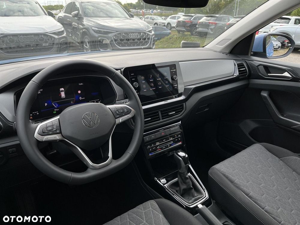 Volkswagen T-Cross - 17