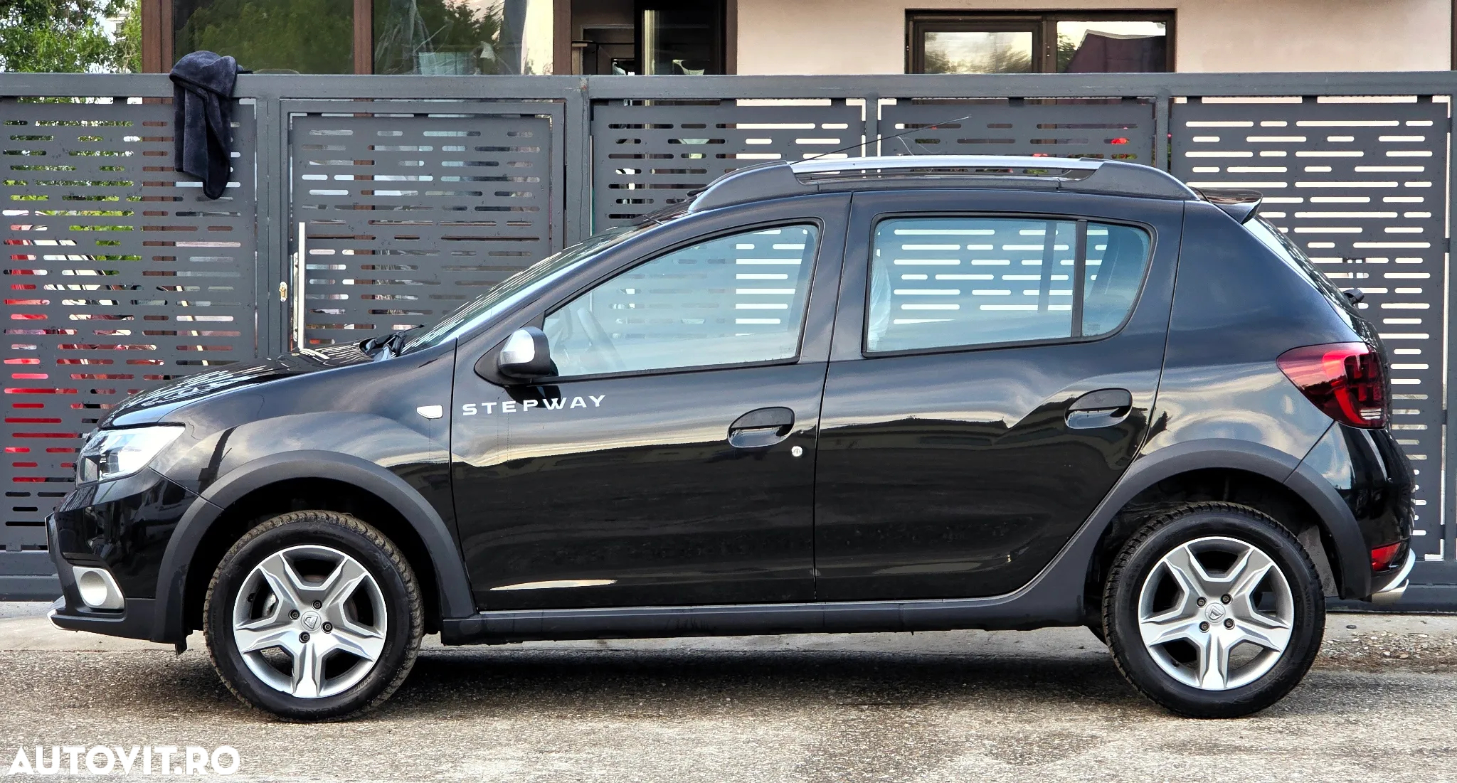 Dacia Sandero Stepway dCi 90 Prestige - 8