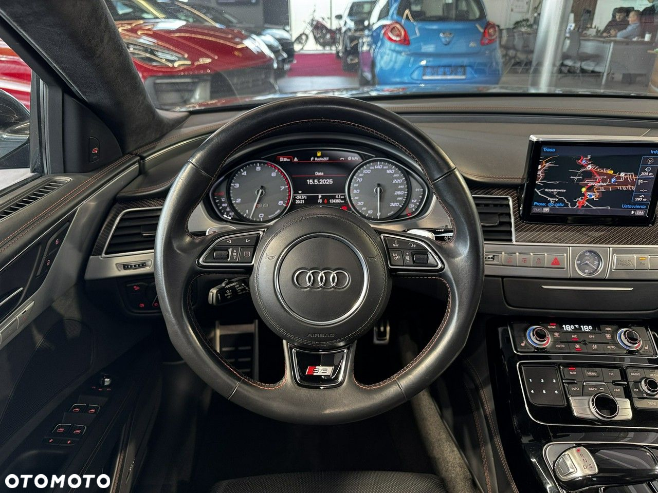 Audi S8 - 24