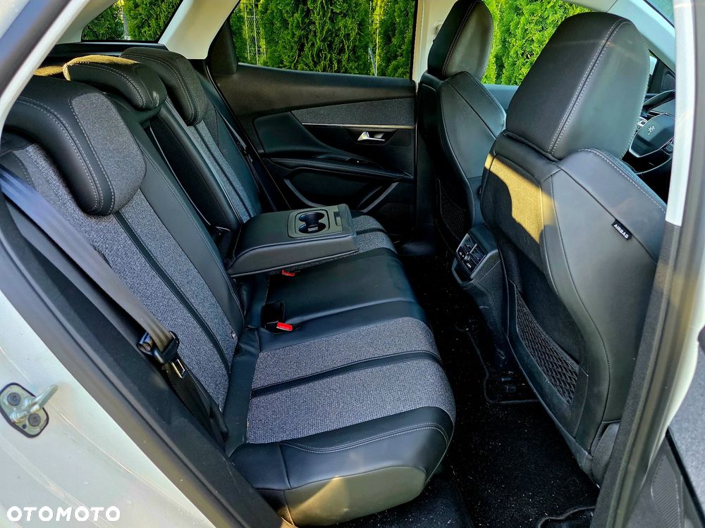 Peugeot 3008 BlueHDi 130 Stop & Start EAT8 Allure - 14