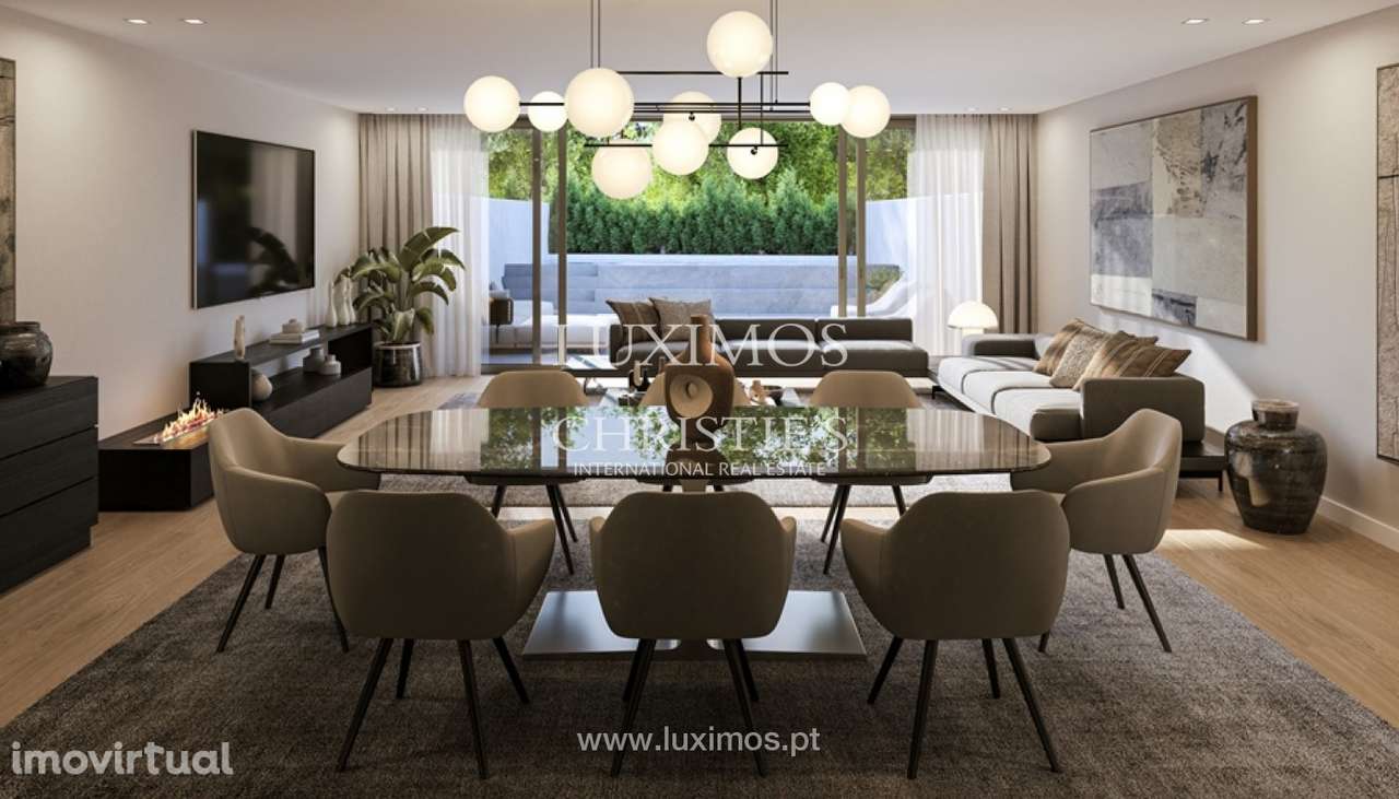 Moradia V3 com jardim e piscina à venda junto à praia em Lavra - Grande imagem: 3/24