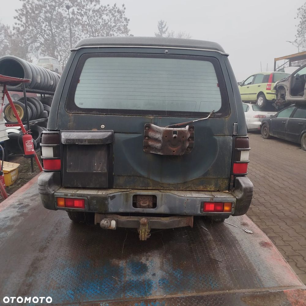 Mitsubishi Pajero na części - 10