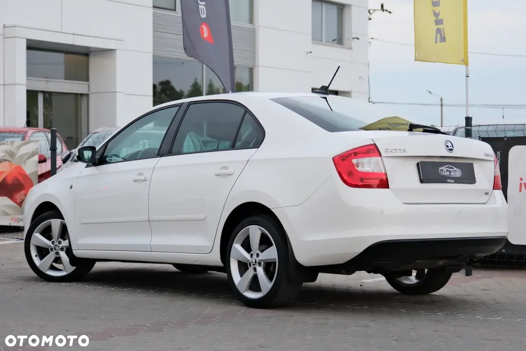 Skoda RAPID 1.6 TDI Ambition - 14