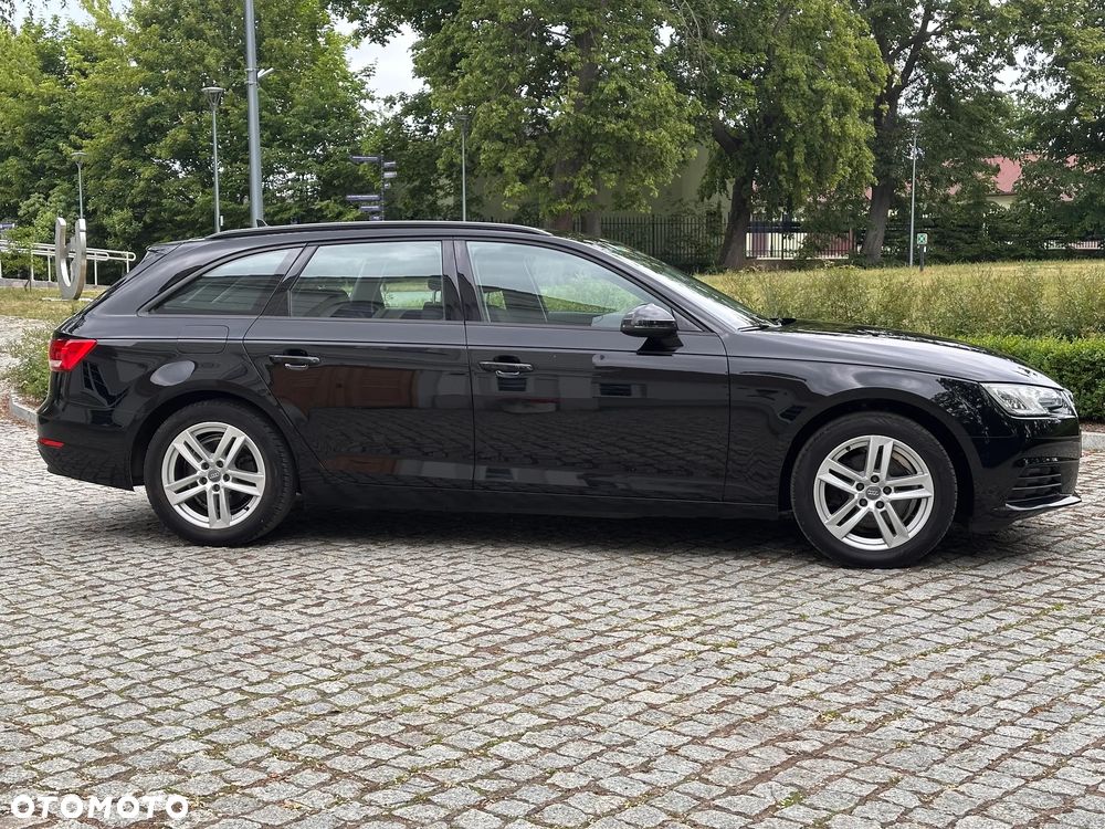 Audi A4 Avant 1.4 TFSI S tronic design - 16