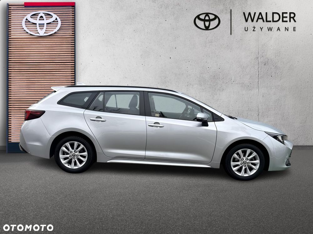 Toyota Corolla 1.8 Hybrid Comfort - 8