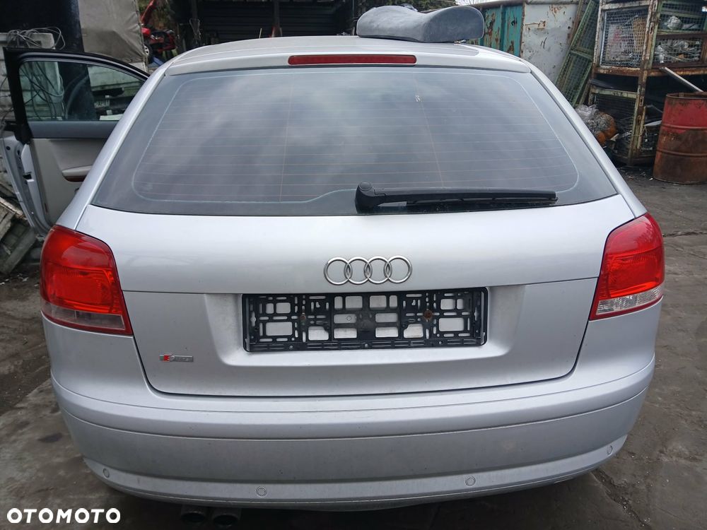 Audi A3 8P na części kod lakieru LY7W - 4