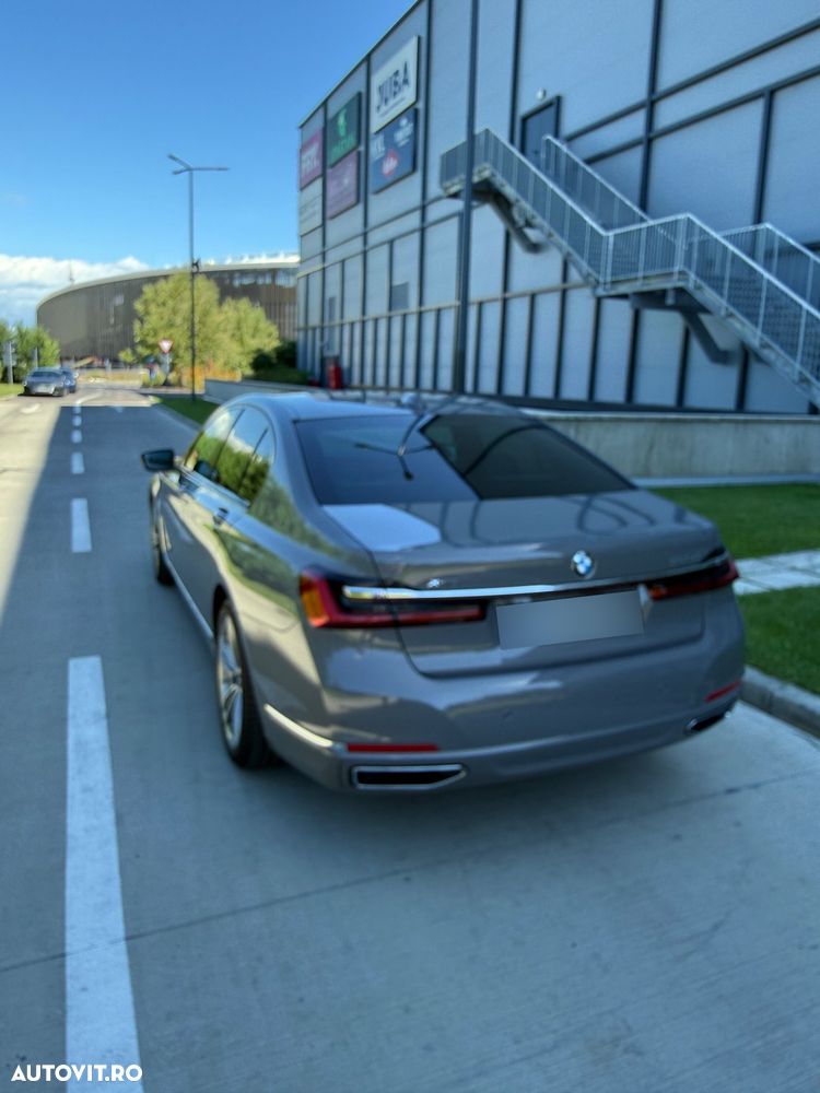 BMW Seria 7 730d xDrive - 14