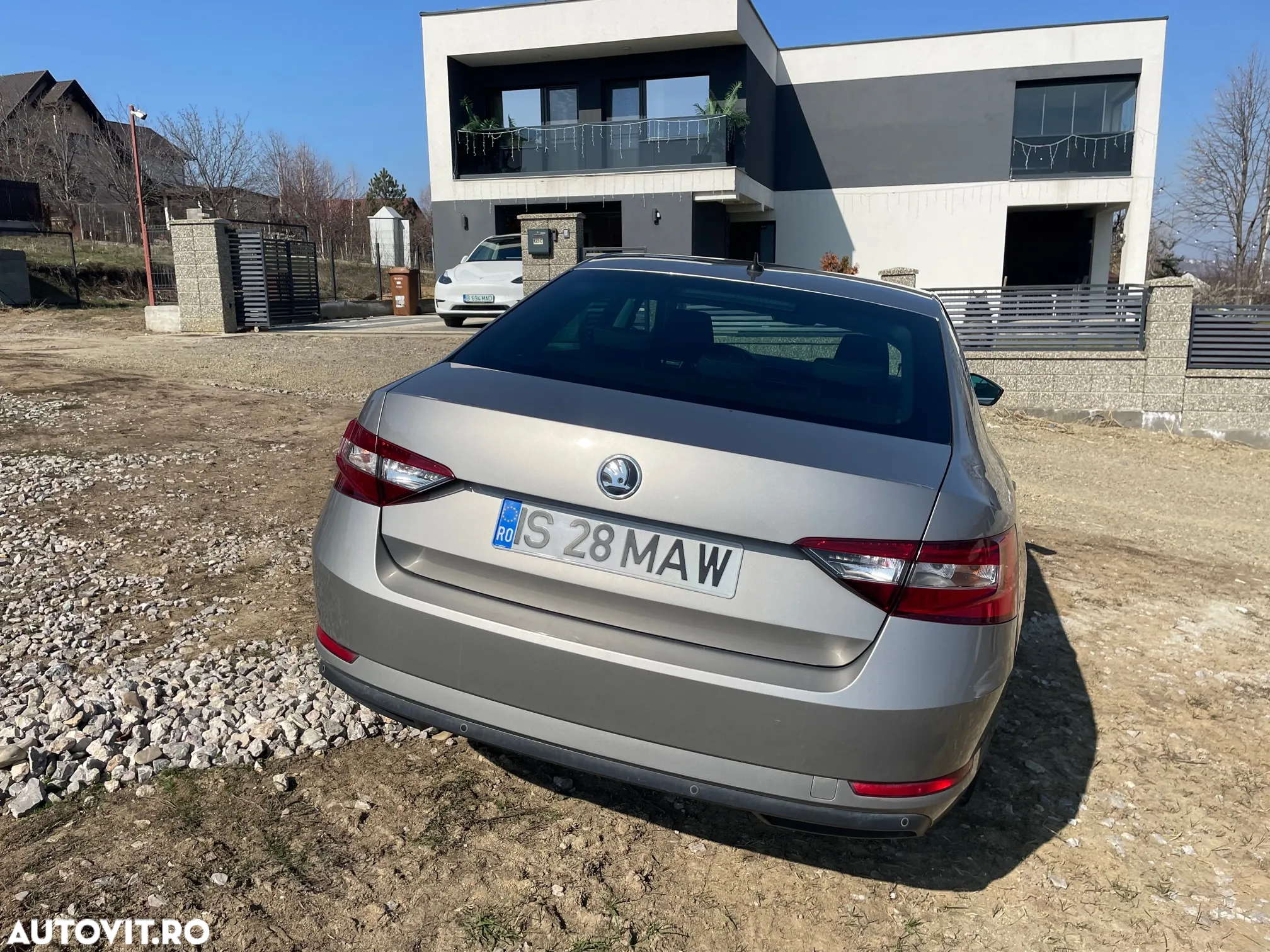 Skoda Superb 2.0 TDI DSG Style - 7