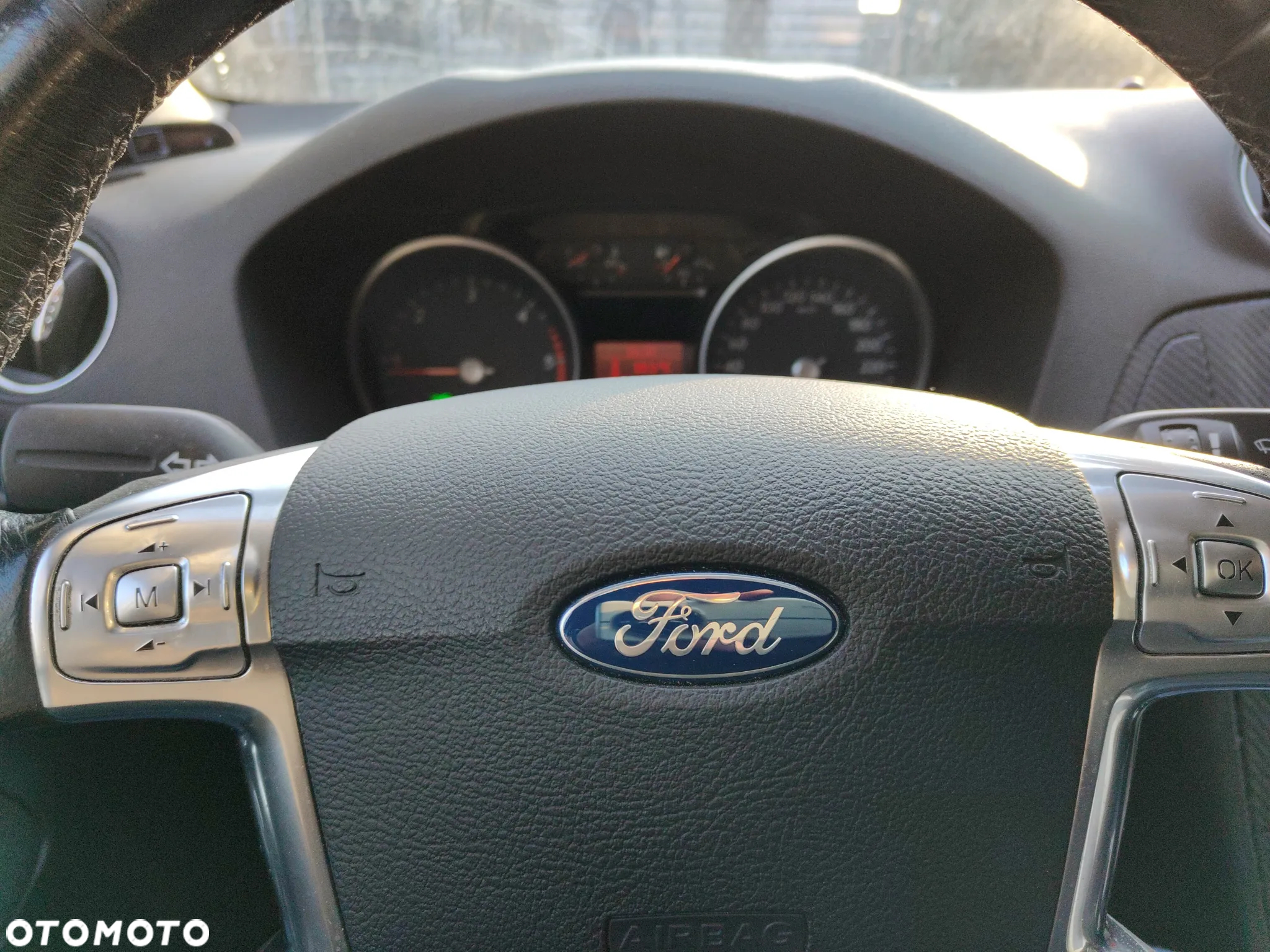 Ford Mondeo - 13