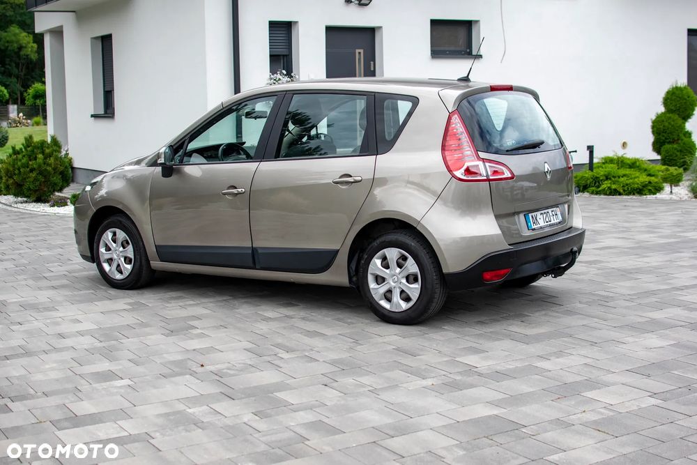 Renault Scenic - 29