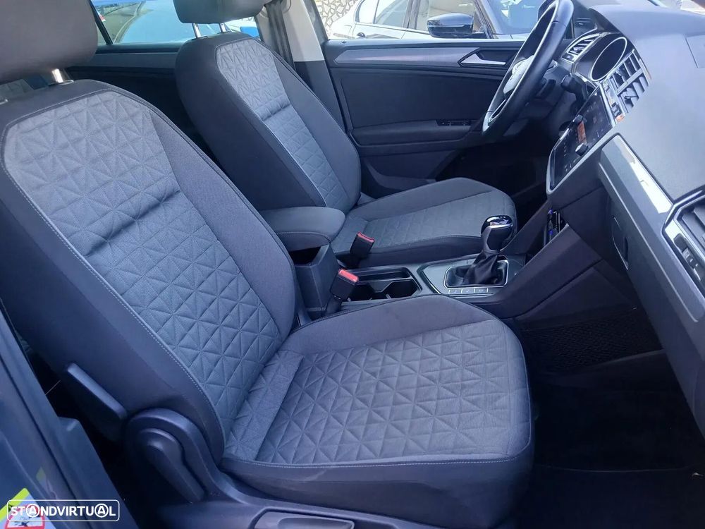 VW Tiguan 2.0 TDI Confortline DSG - 8