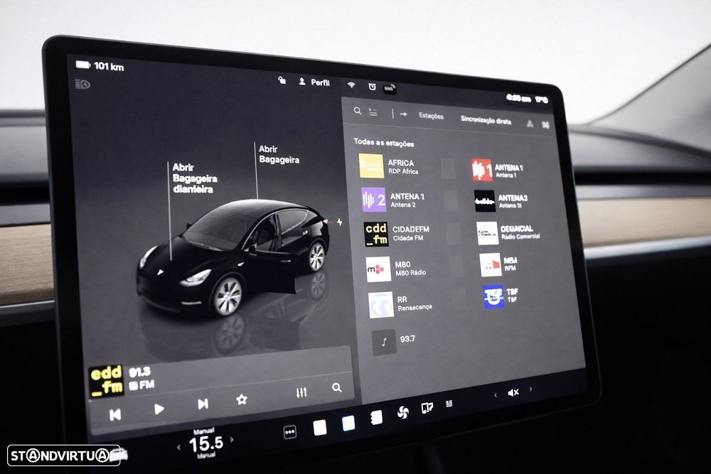 Tesla Model Y Standard RWD - 34