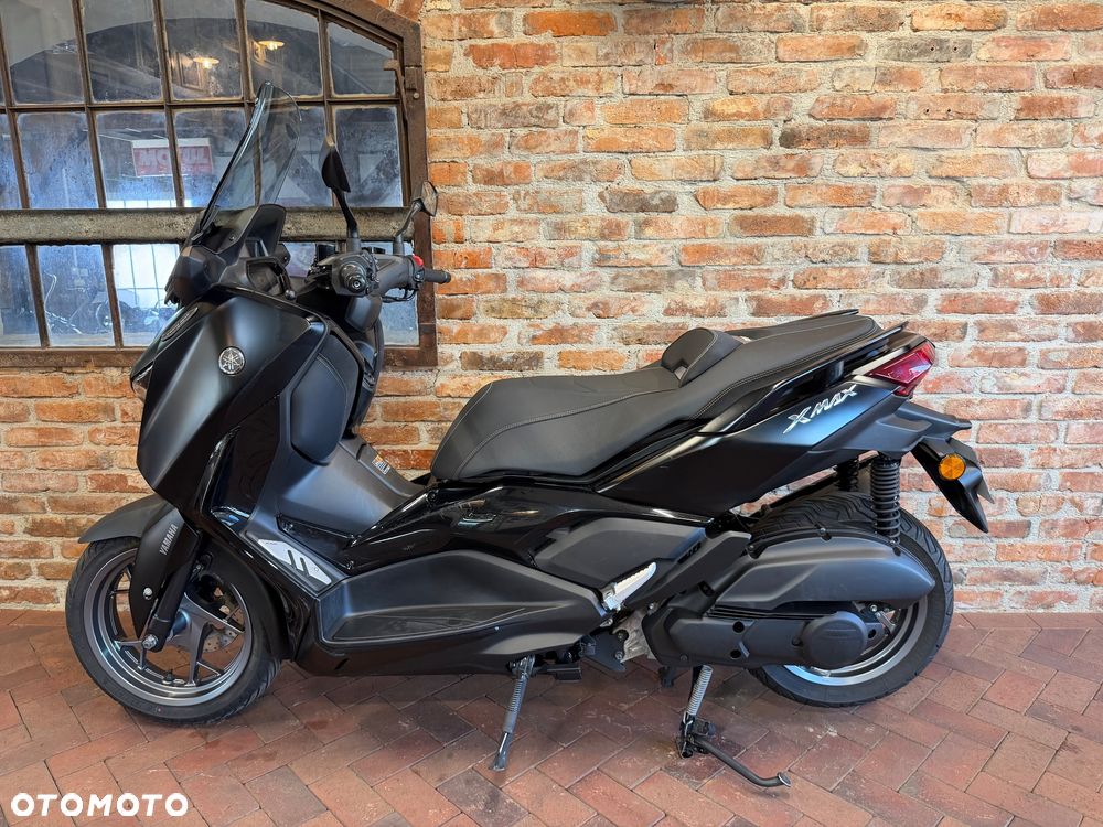 Yamaha X-max - 4