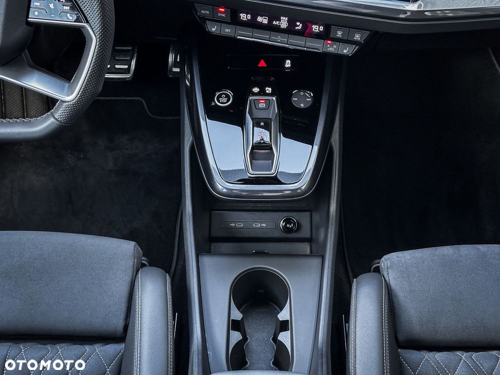 Audi Q4 e-tron 45 82kWh - 32