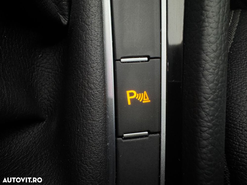 Volkswagen Golf 1.4 TSI (BlueMotion Technology) Comfortline - 26