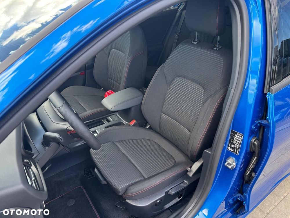 Ford Focus 1.0 EcoBoost mHEV ST-Line X - 16