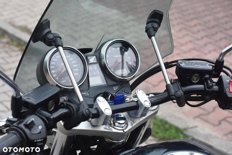 Honda CB - 33