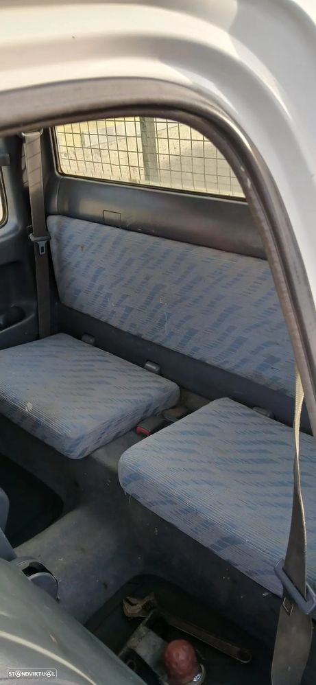 Toyota Hilux 2.4 D LN150LM C.E Cx Met - 9