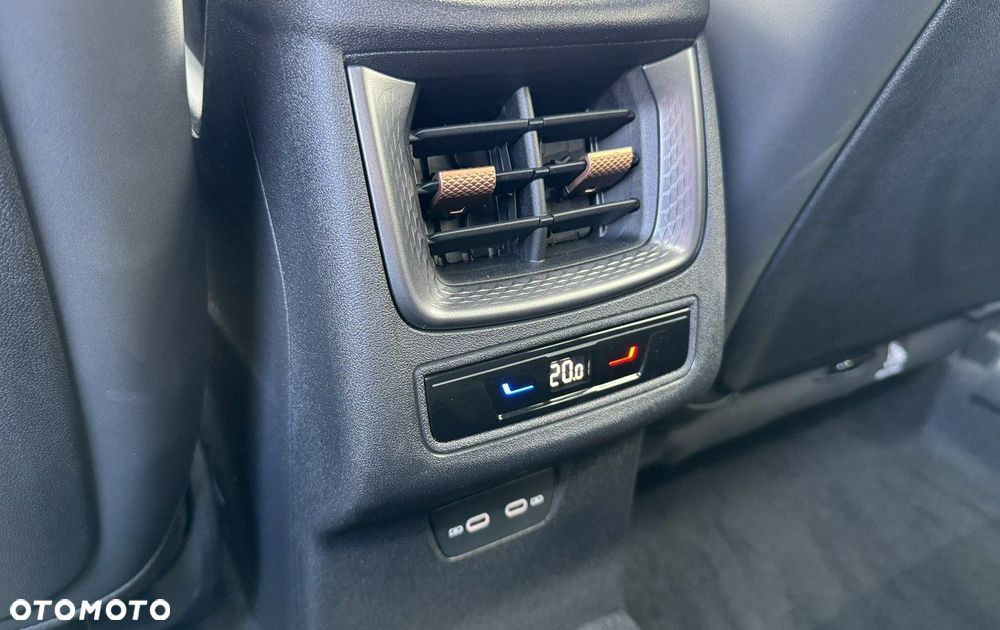 Cupra Terramar 2.0 TSI 4Drive DSG VZ - 27