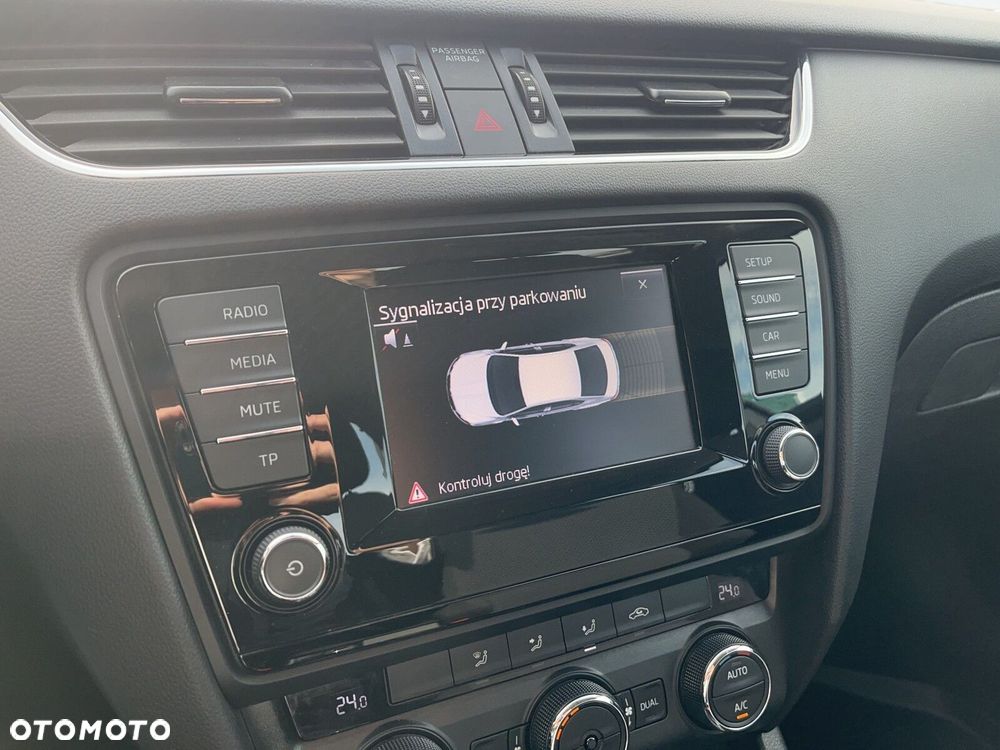 Skoda Octavia 1.4 TSI Ambition - 22