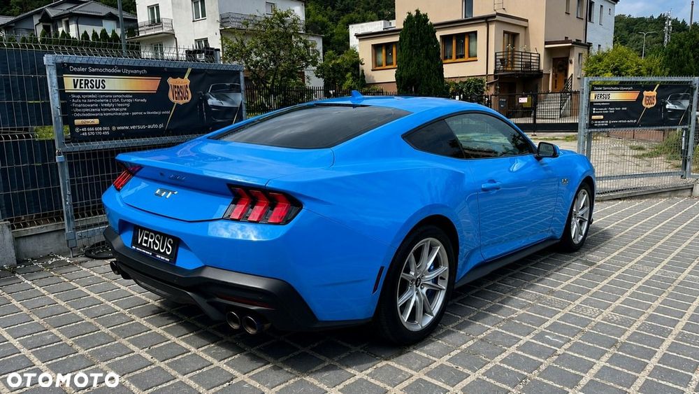 Ford Mustang - 5