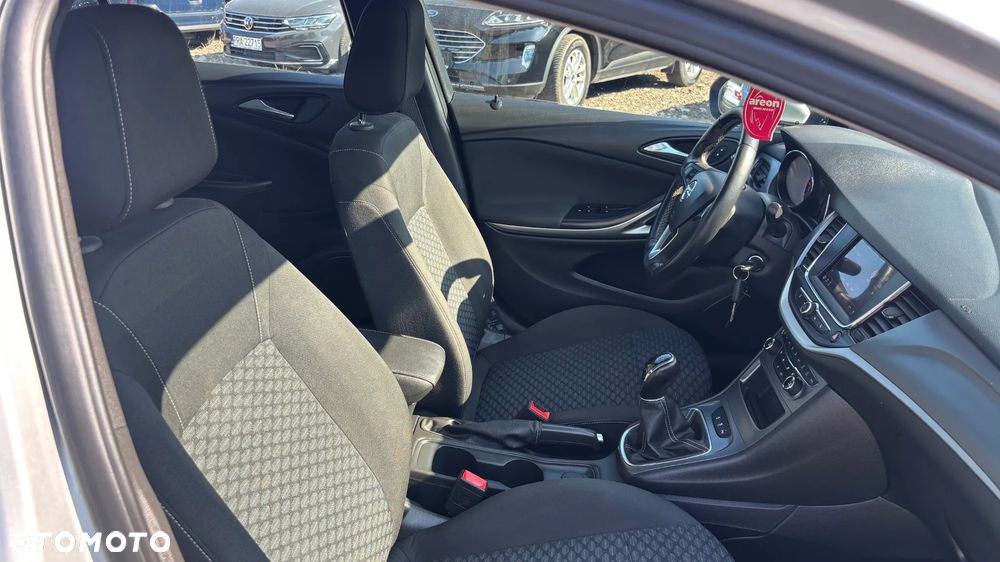 Opel Astra 1.2 Turbo Edition - 22
