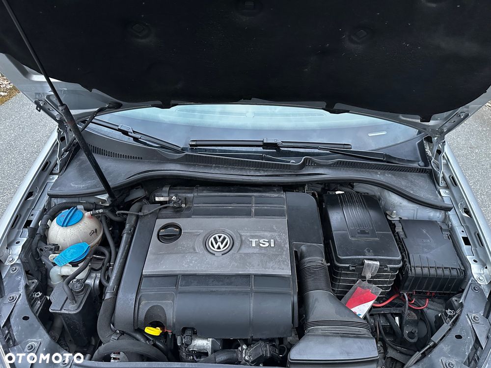 Volkswagen Golf 2.0 R DSG - 11