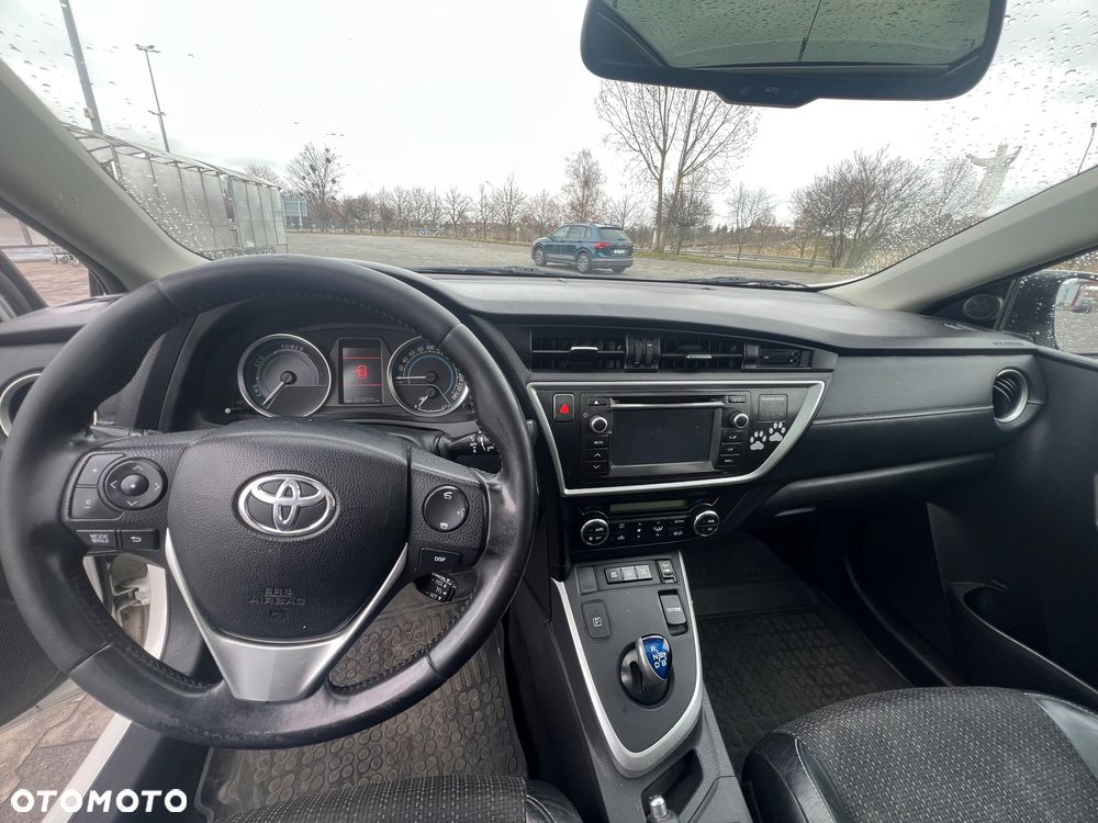 Toyota Auris - 9