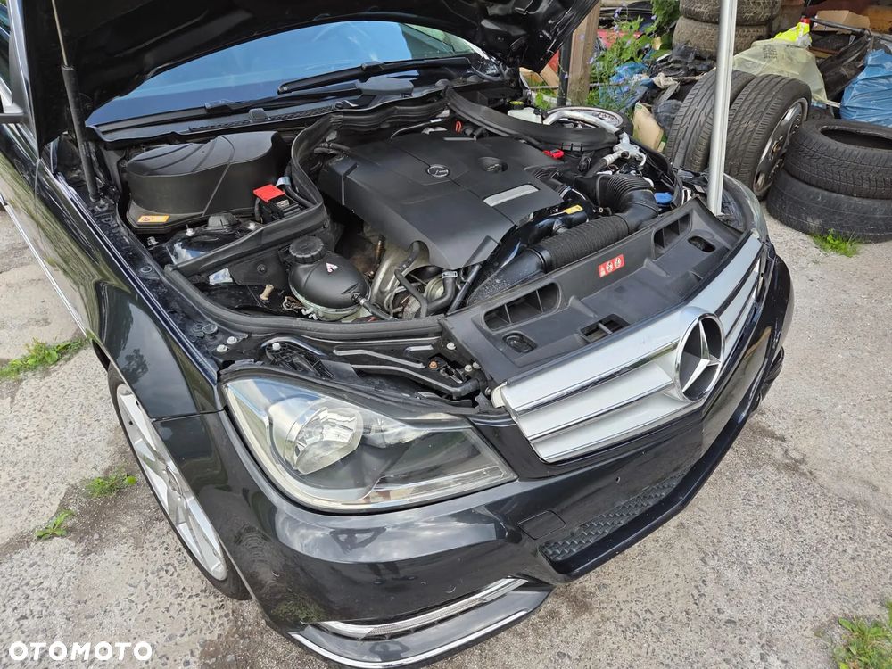 Mercedes-Benz Klasa C 180 (BlueEFFICIENCY) Avantgarde - 14