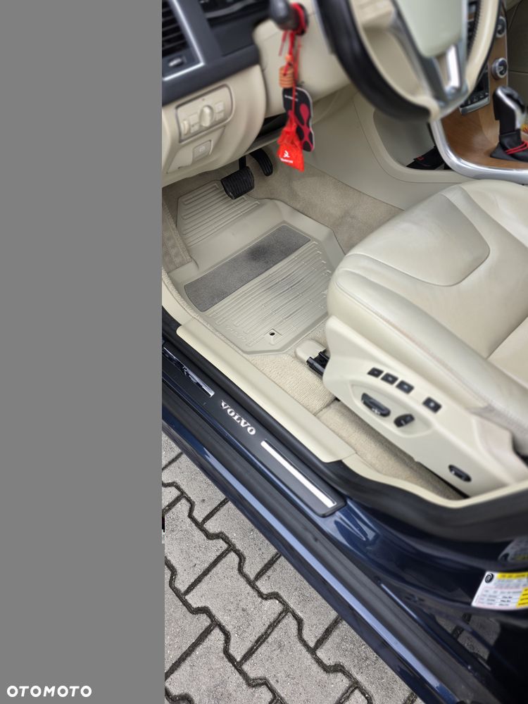 Volvo XC 60 - 12