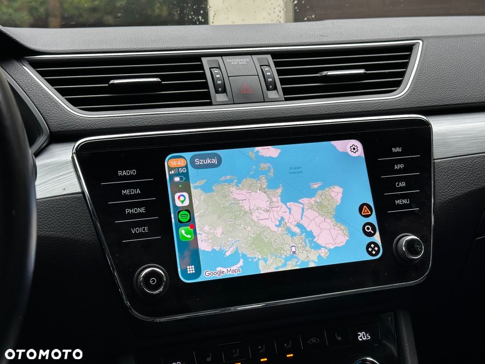 Skoda Superb 2.0 TDI SCR Style DSG - 12