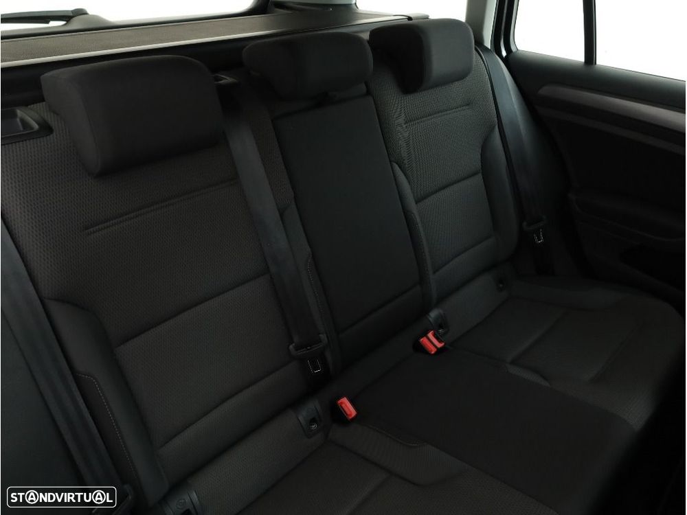 VW Golf Variant 1.6 TDi Confortline - 14