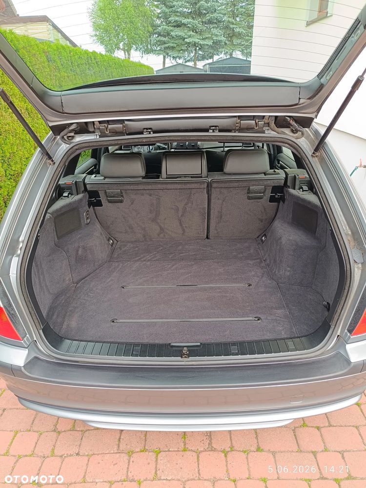 BMW Seria 3 318d - 10