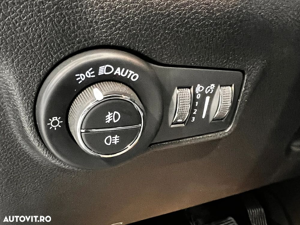 Jeep Compass - 8
