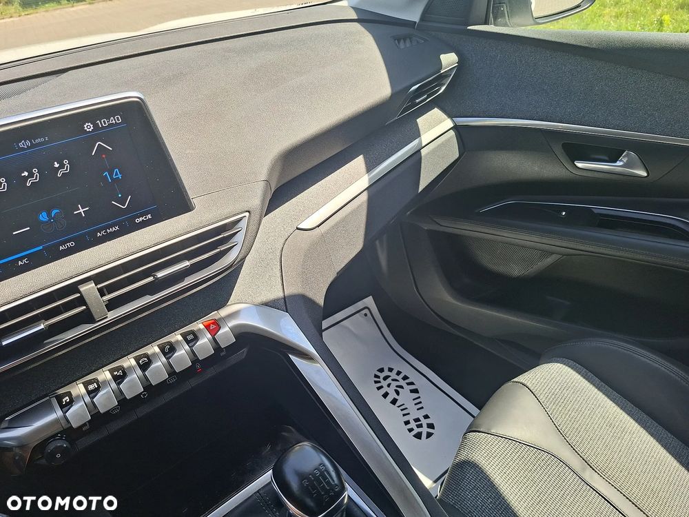 Peugeot 3008 - 20