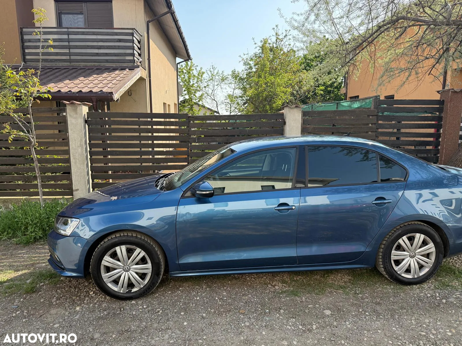 Volkswagen Jetta 1.2 TSI Trendline - 11