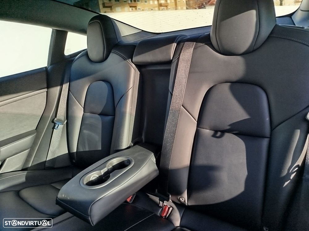 Tesla Model 3 Long Range Tração Traseira - 30
