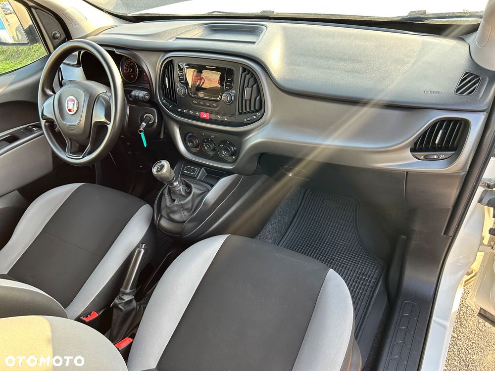 Fiat Doblo 1.4 16V Easy - 22