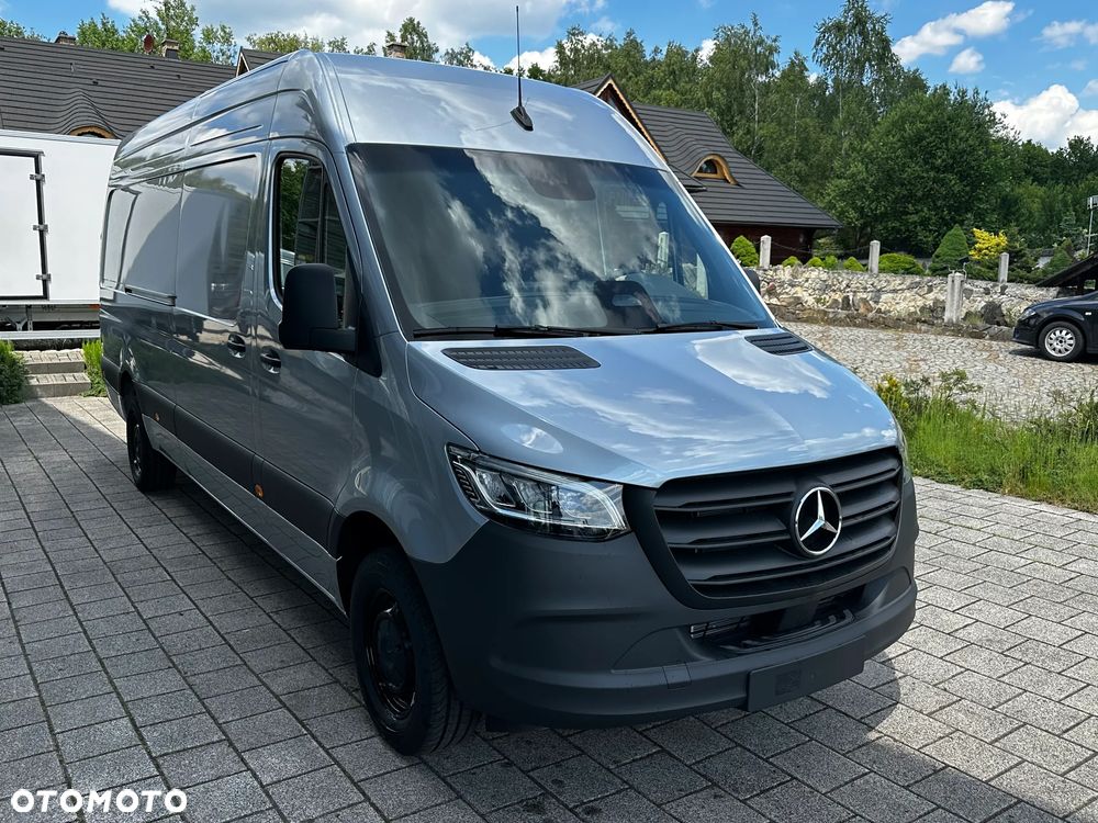 Mercedes-Benz Sprinter - 5