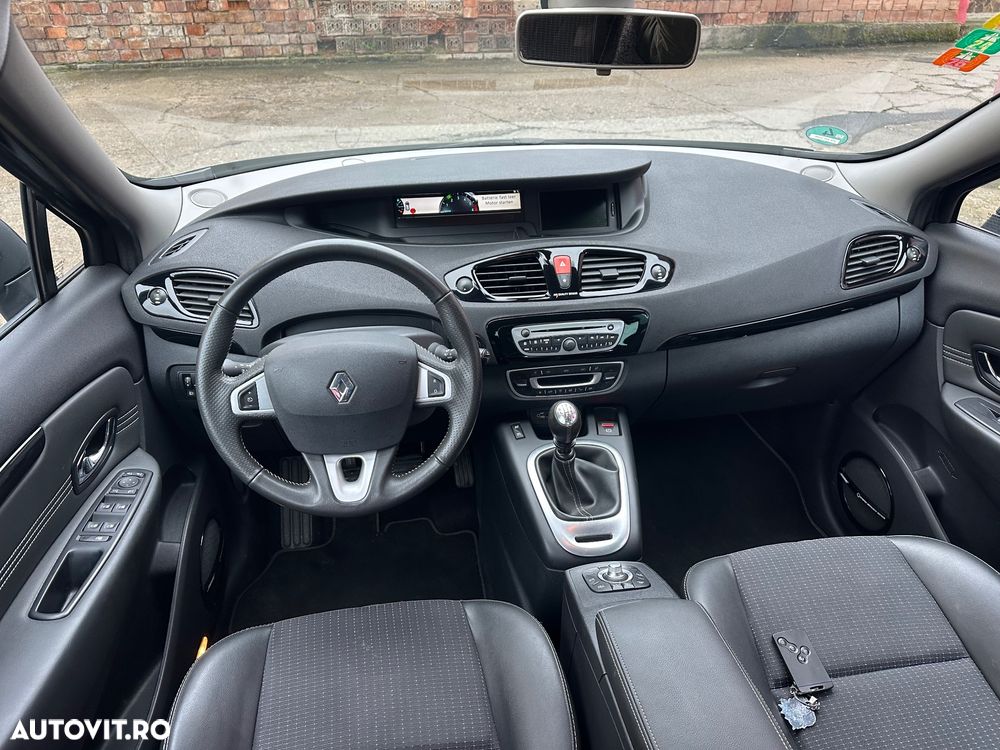 Renault Scenic dCi 130 FAP Bose Edition - 9