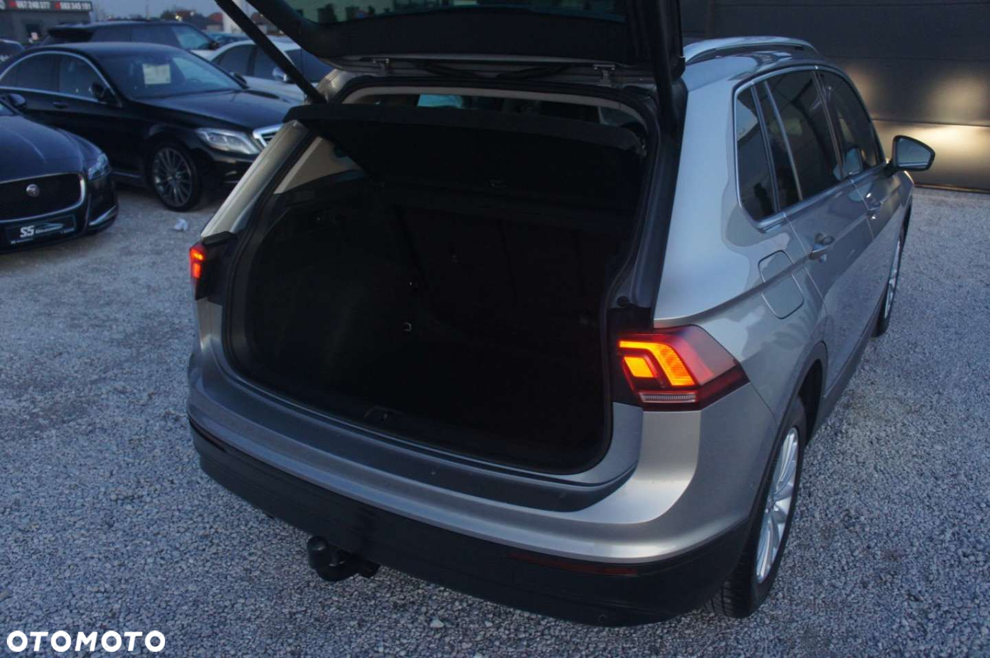 Volkswagen Tiguan - 24
