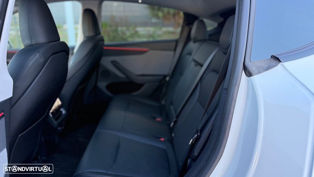 Tesla Model Y Long Range Tração Traseira - 9