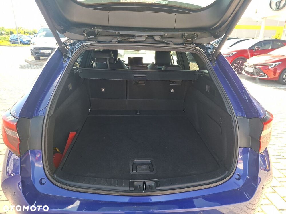Toyota Corolla 2.0 Hybrid GR Sport Dynamic - 13