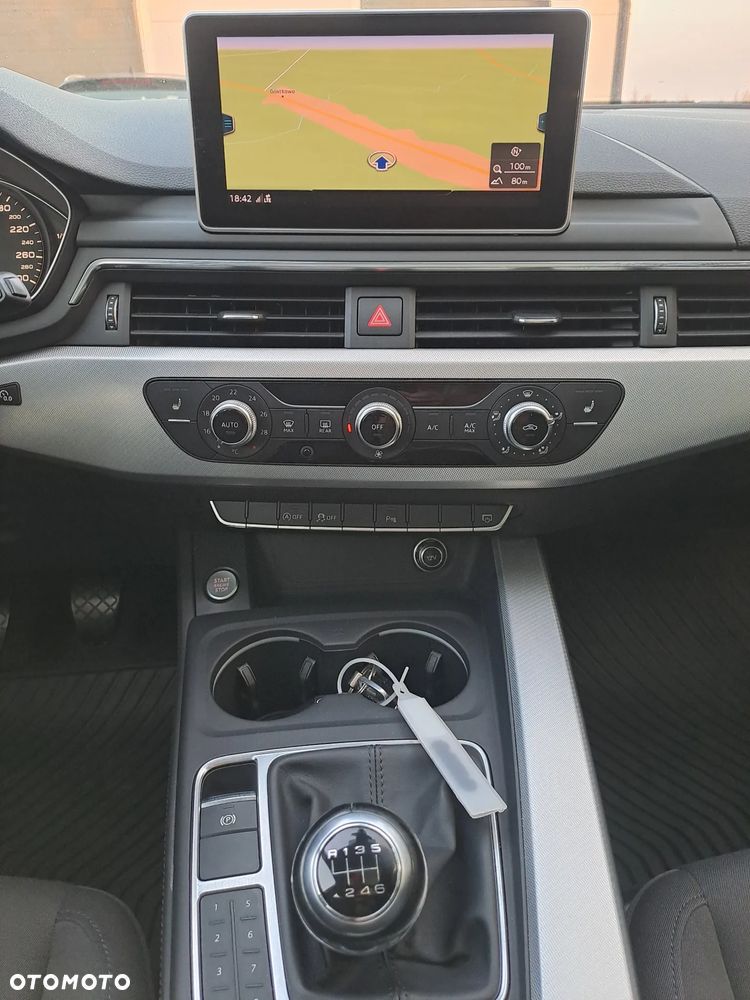Audi A4 Avant 2.0 TDI - 18