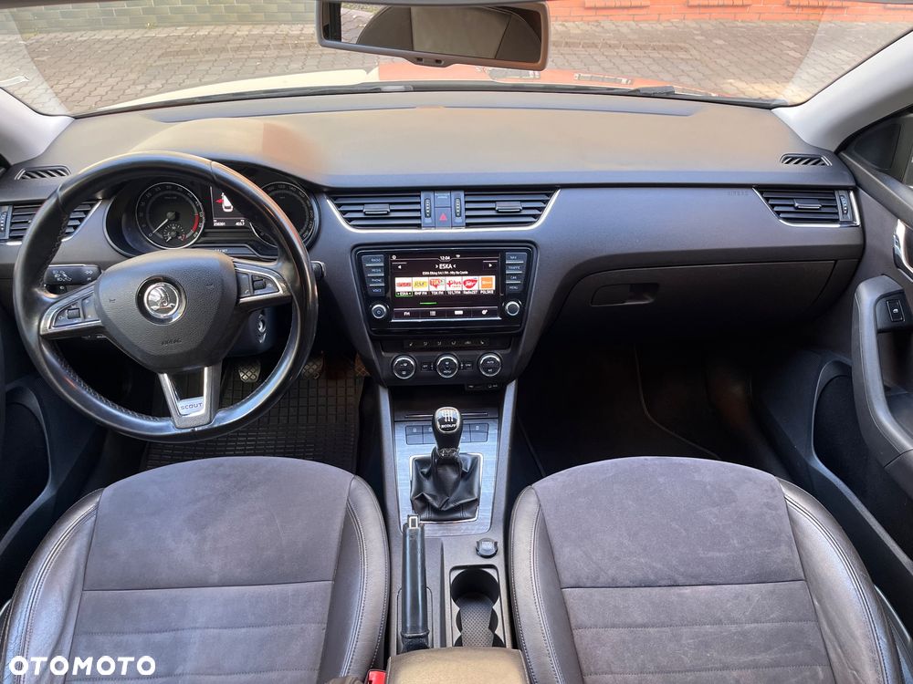 Skoda Octavia 2.0 TDI 4x4 Scout - 22