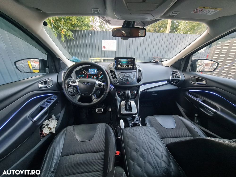 Ford Kuga 2.0 TDCi Powershift 4WD Titanium - 5