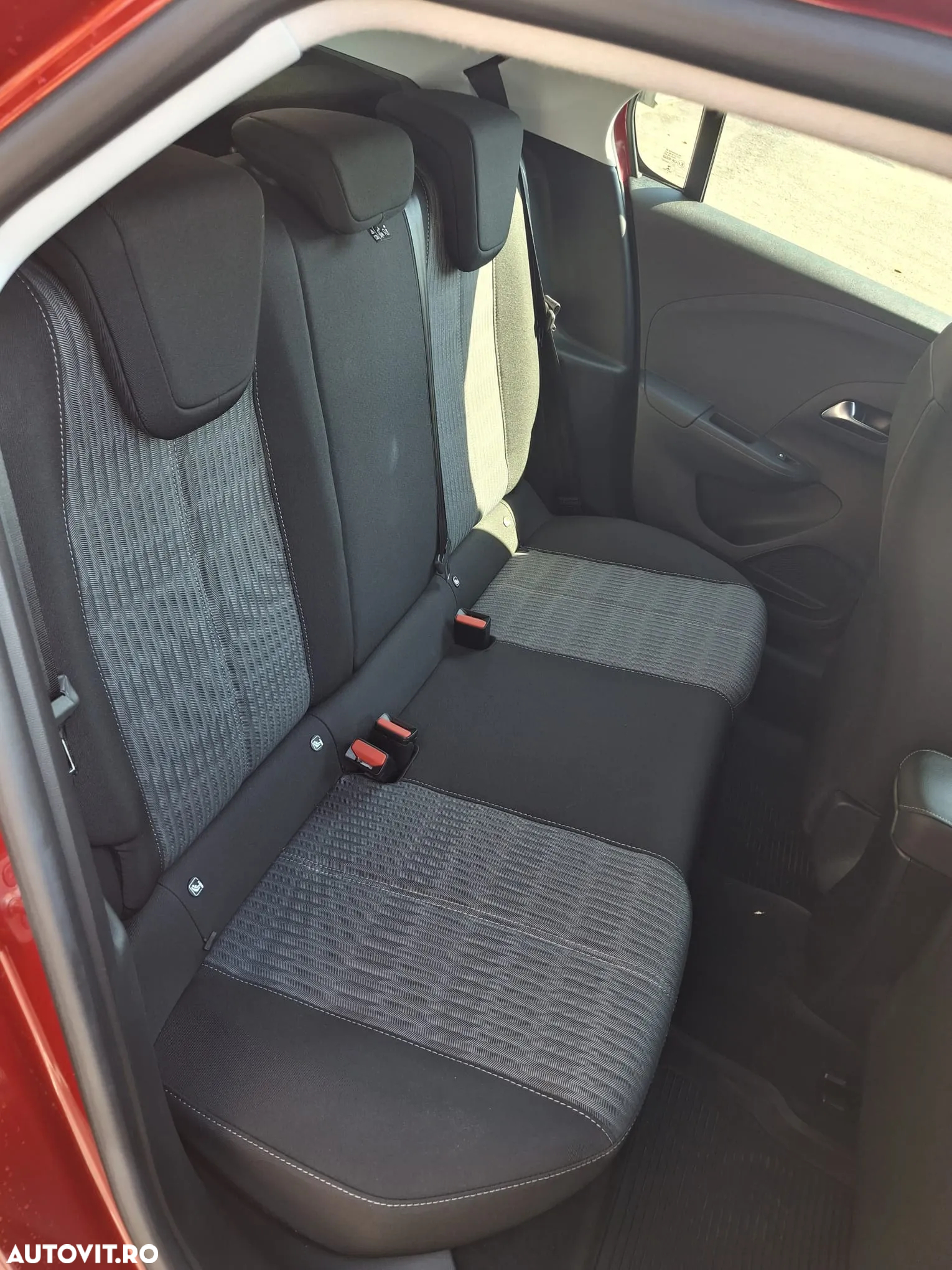 Opel Corsa 1.2 Turbo Start/Stop Aut. Elegance - 28