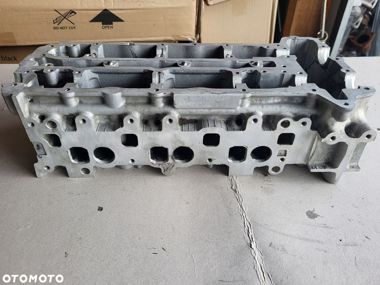 GŁOWICA ZAWORÓW MERCEDES W211 W209 W219 W221 3.0 CDI V6 R6420163901 - 3