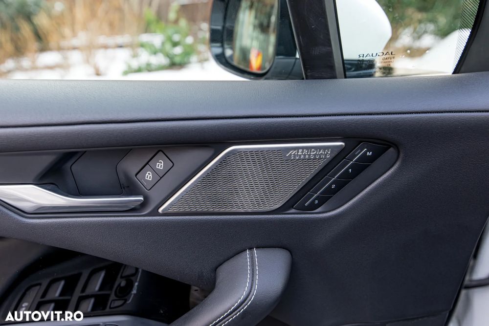 Jaguar I-Pace HSE - 13