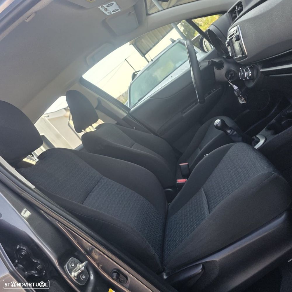 Toyota Yaris 1.0 VVT-i ACtive+AC - 27